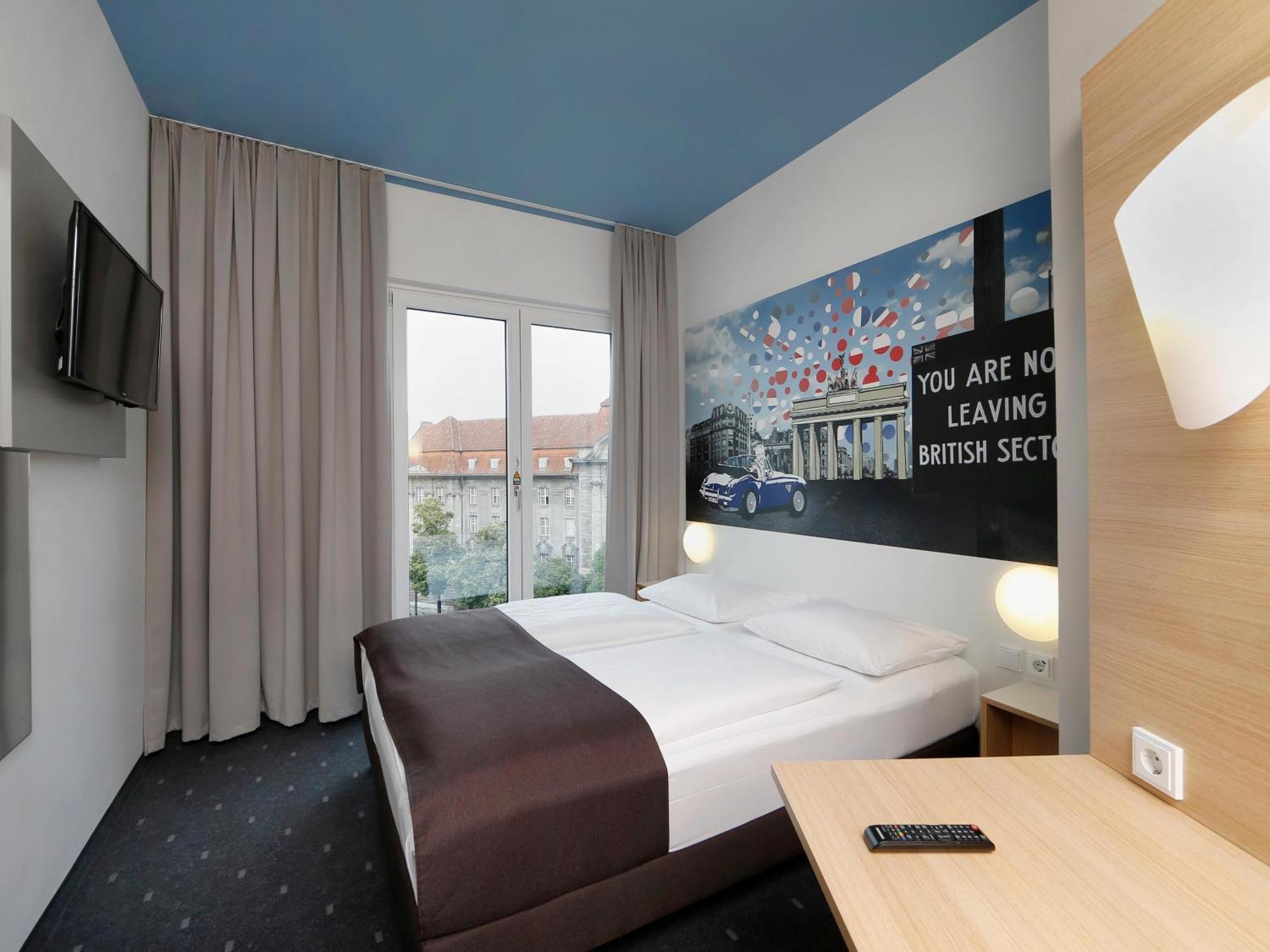 B&B Hotel Berlin-Charlottenburg Exterior foto